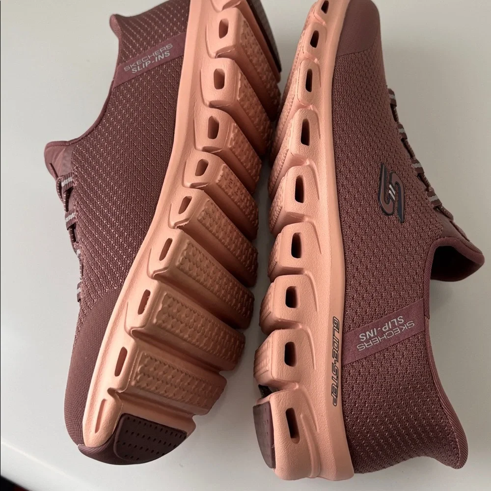 Skechers slip ins